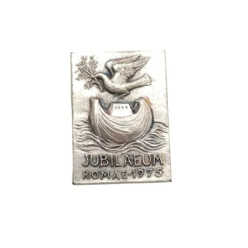 Colombo Jubilaeum Romae 1975 Souvenir Noah's Ark Rome Brooch Pin Tone VTG